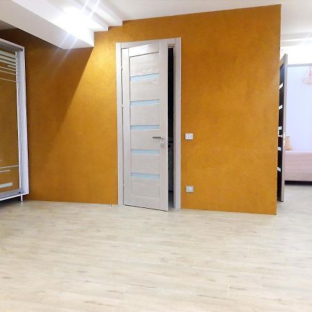 Light Apartment Center City キシナウ エクステリア 写真