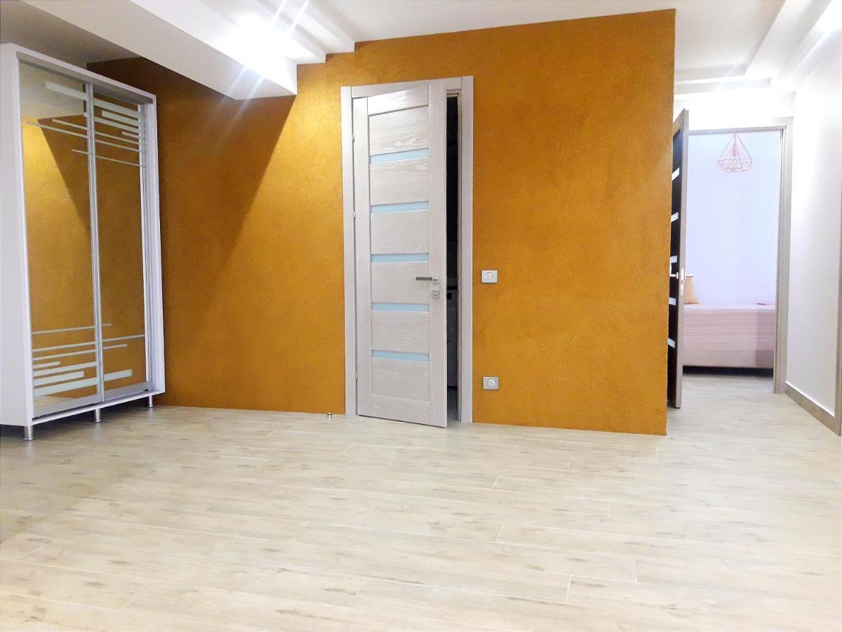 Light Apartment Center City キシナウ エクステリア 写真